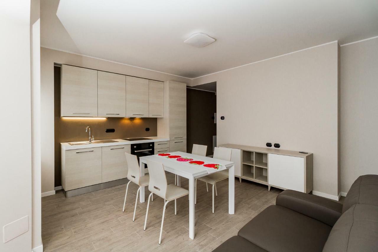 Lake Como Apartments レッコ エクステリア 写真