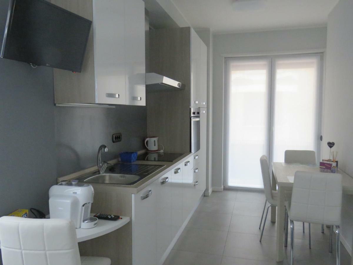 Lake Como Apartments レッコ エクステリア 写真